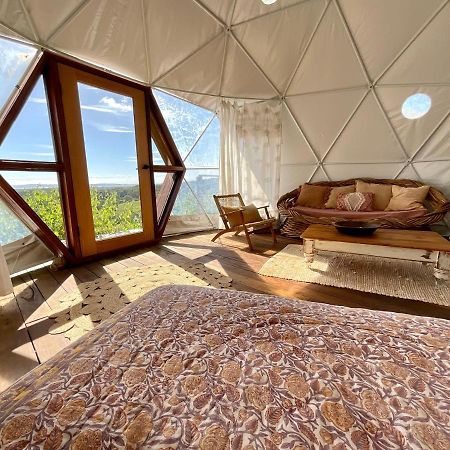 מלון Cootharaba Golden Domes מראה חיצוני תמונה