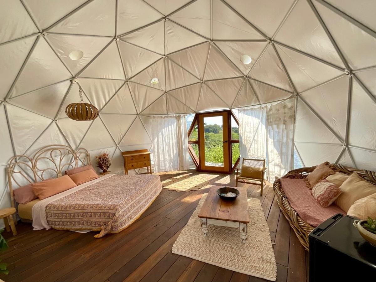 מלון Cootharaba Golden Domes מראה חיצוני תמונה